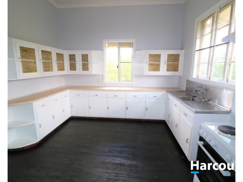 172 Churchill Street, Childers QLD 4660