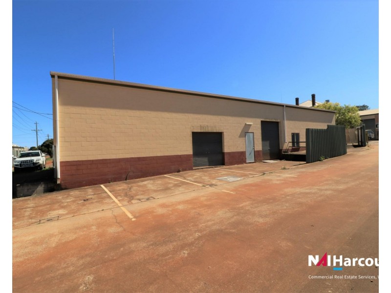 19 Macrossan Street, Childers QLD 4660
