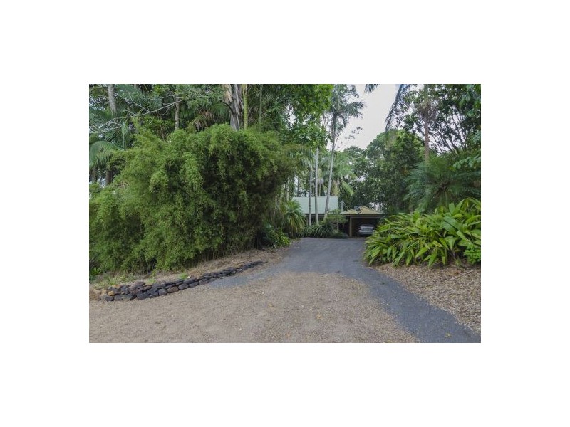 26 Howards Lane, Maleny QLD 4552