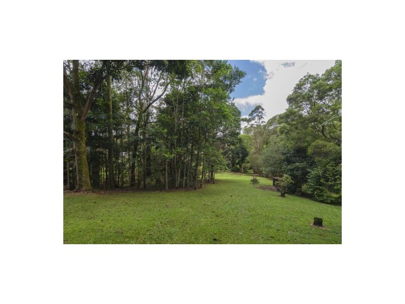 26 Howards Lane, Maleny QLD 4552