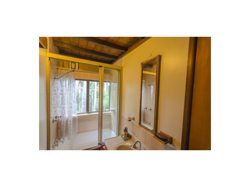 26 Howards Lane, Maleny QLD 4552