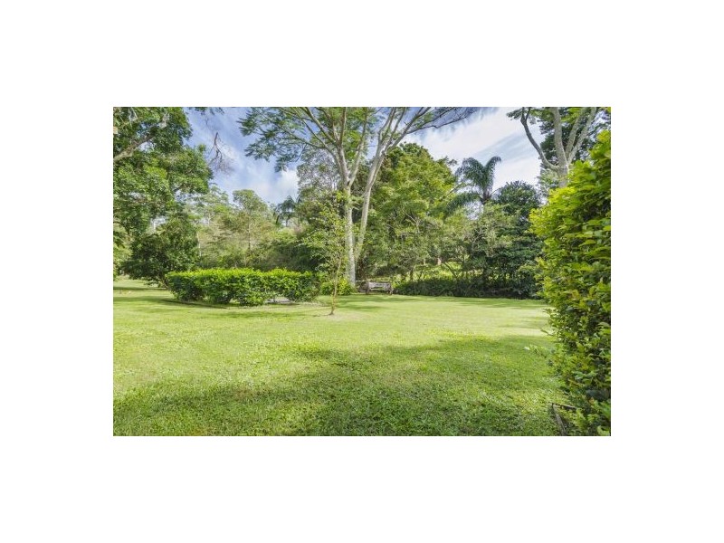 53 Mary Cairncross Avenue, Maleny QLD 4552