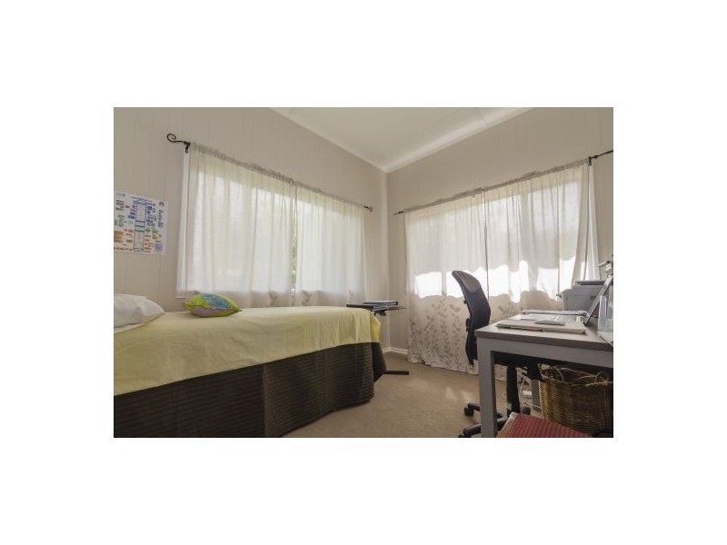 26 Tamarind Street, Maleny QLD 4552
