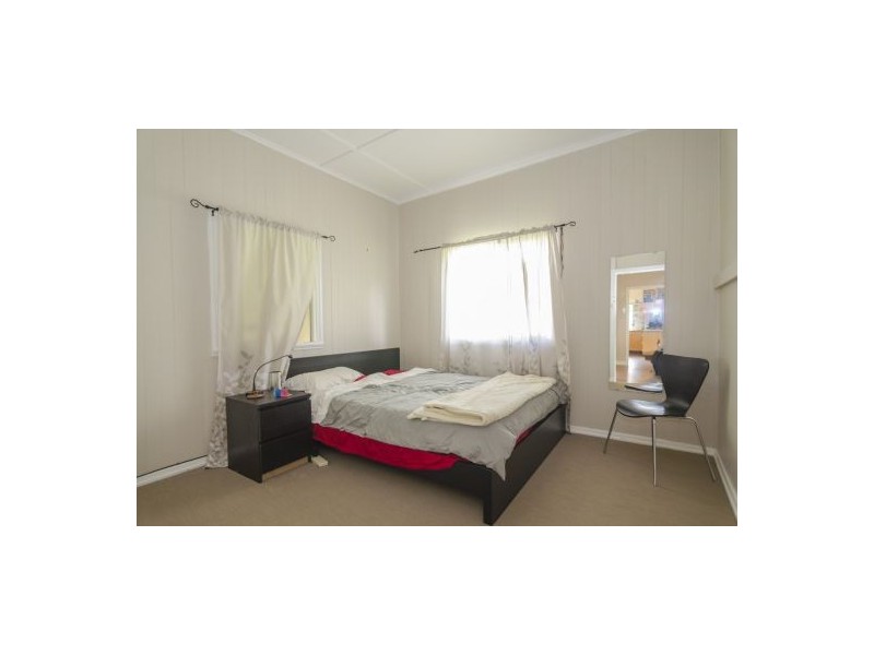 26 Tamarind Street, Maleny QLD 4552
