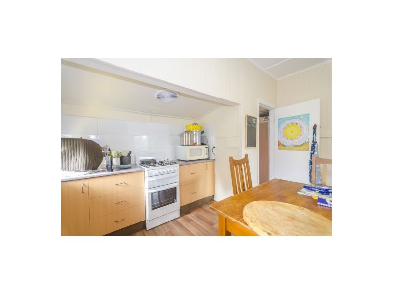 26 Tamarind Street, Maleny QLD 4552