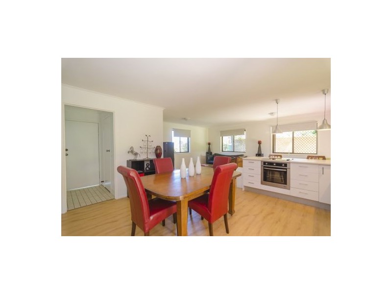 22 Teak Street, Maleny QLD 4552