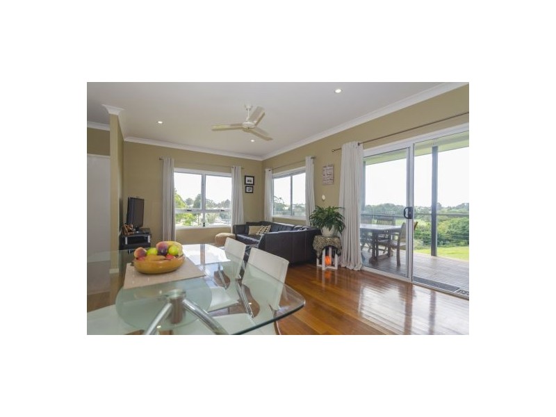 10 Carabeen Court, Maleny QLD 4552