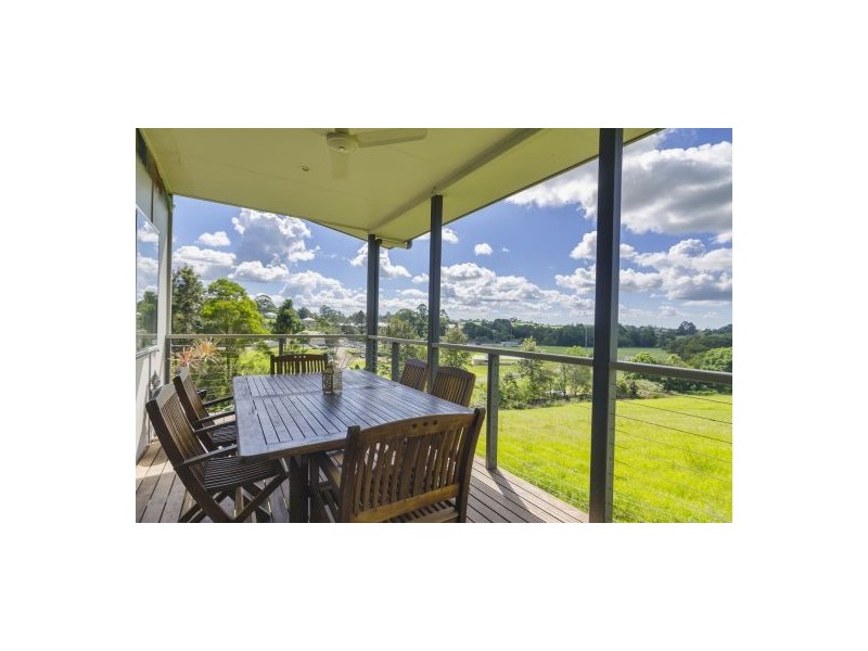 10 Carabeen Court, Maleny QLD 4552