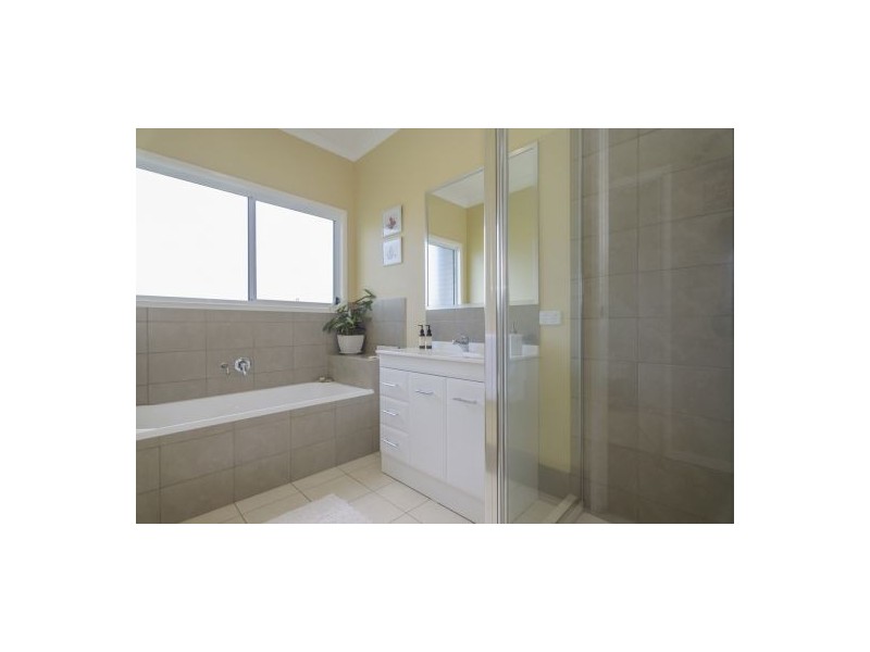 10 Carabeen Court, Maleny QLD 4552