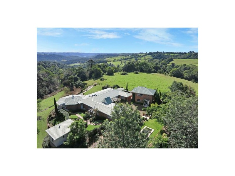 12 Moffitt Court, Maleny QLD 4552