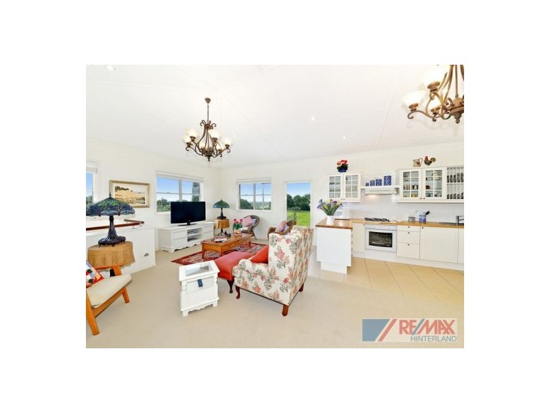 12 Moffitt Court, Maleny QLD 4552