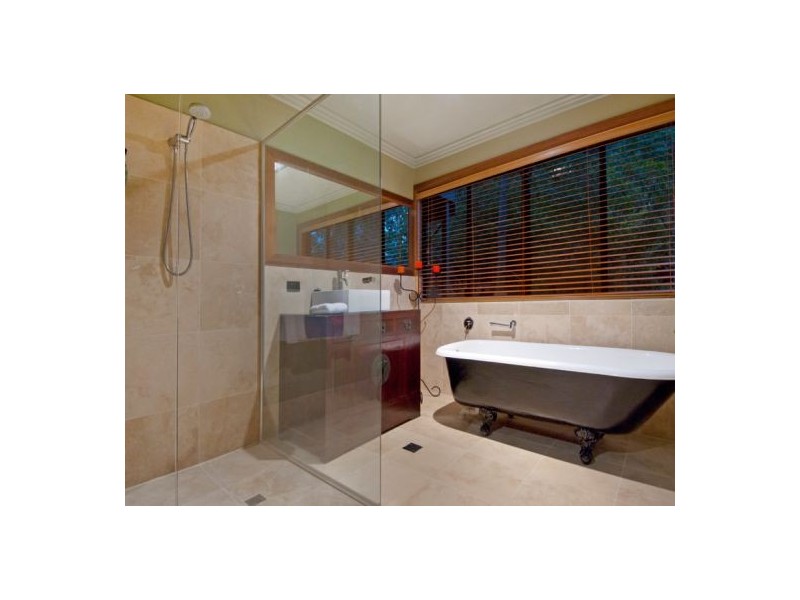 214 Hovard Road, Maleny QLD 4552