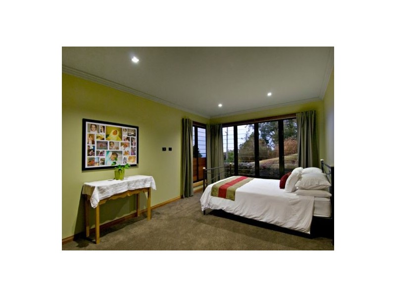 214 Hovard Road, Maleny QLD 4552