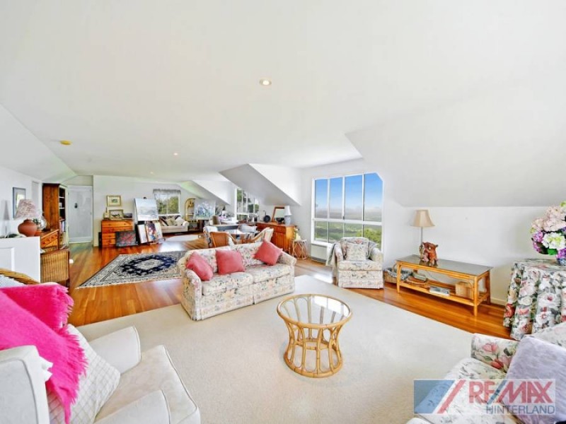 547 Mountain View Road, Maleny QLD 4552