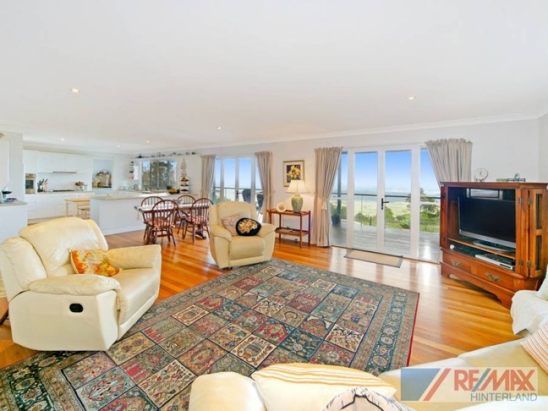 547 Mountain View Road, Maleny QLD 4552