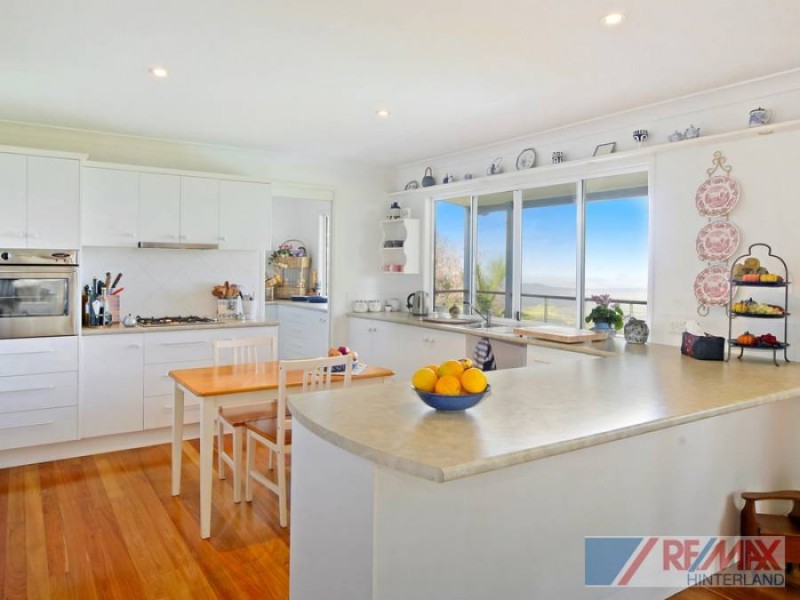 547 Mountain View Road, Maleny QLD 4552