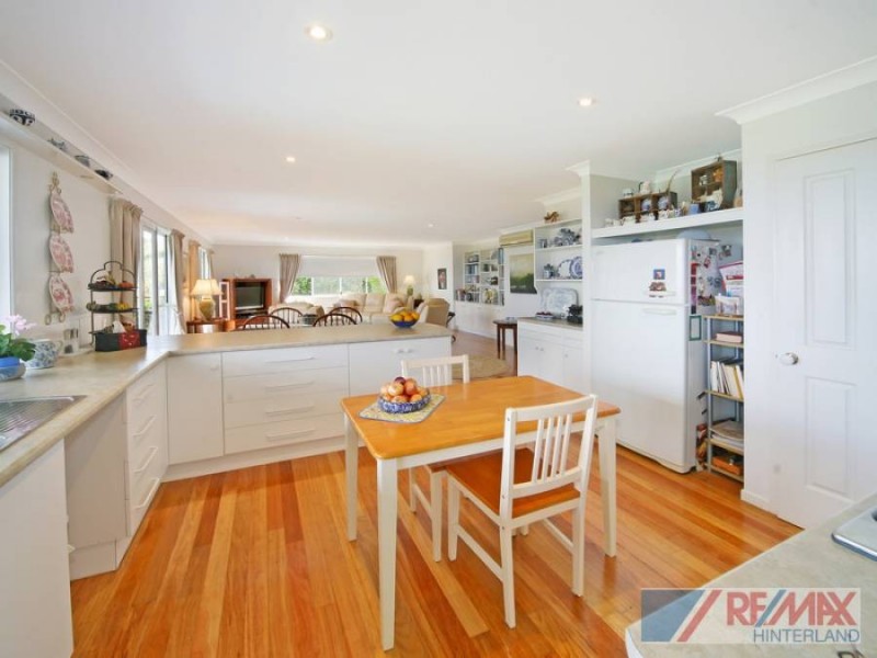 547 Mountain View Road, Maleny QLD 4552