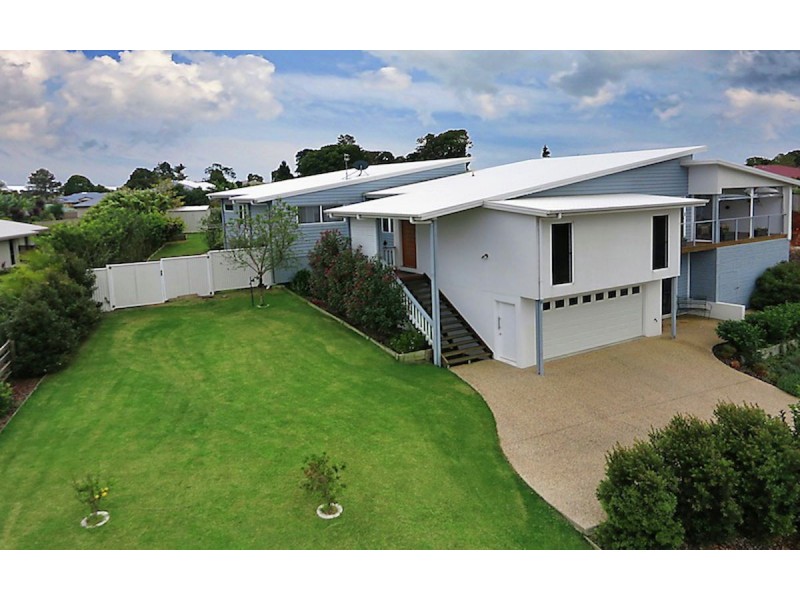 10 Piccabeen Place, Maleny QLD 4552