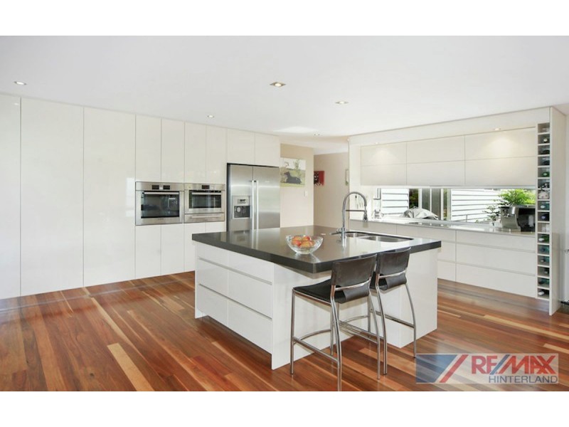 10 Piccabeen Place, Maleny QLD 4552