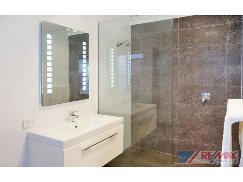 10 Piccabeen Place, Maleny QLD 4552