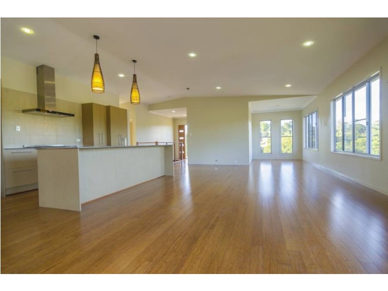 58 Hakea Avenue, Maleny QLD 4552