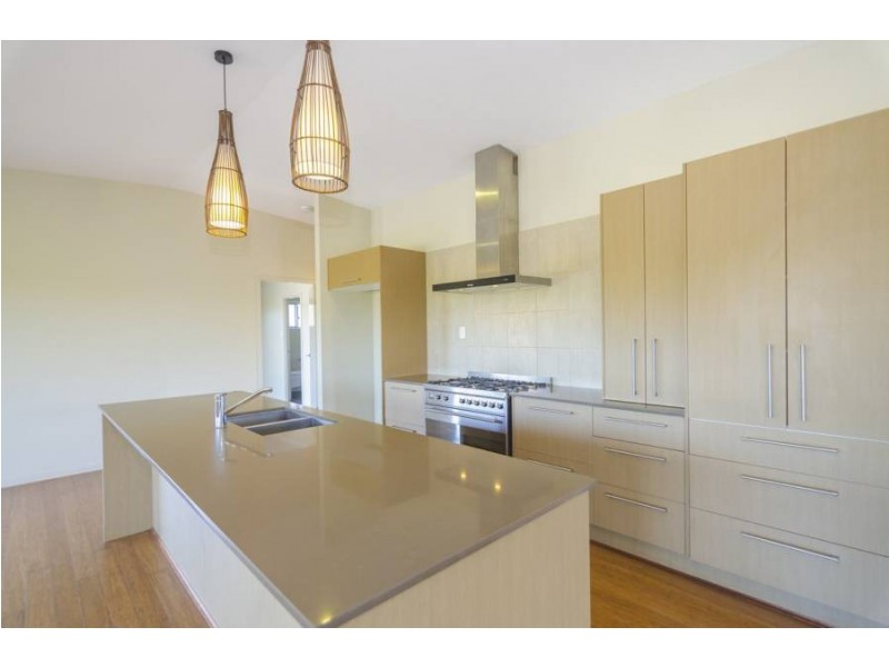 58 Hakea Avenue, Maleny QLD 4552