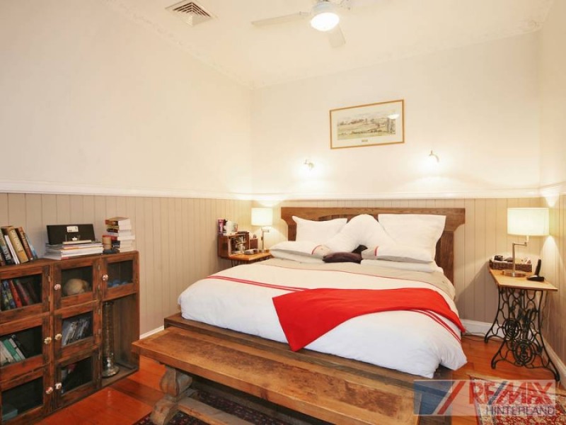 17 Gumland Drive, Maleny QLD 4552