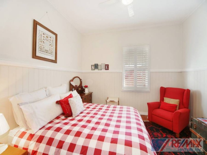 17 Gumland Drive, Maleny QLD 4552