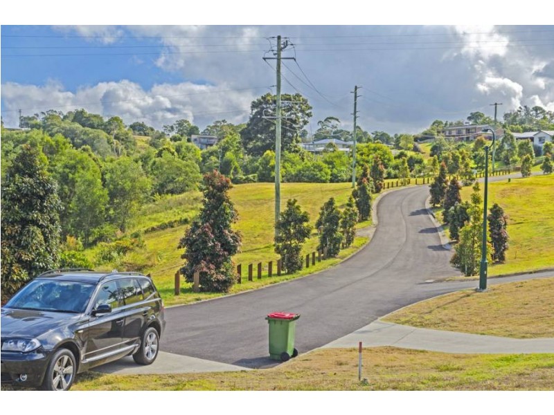 18 Greenfields Court, Maleny QLD 4552