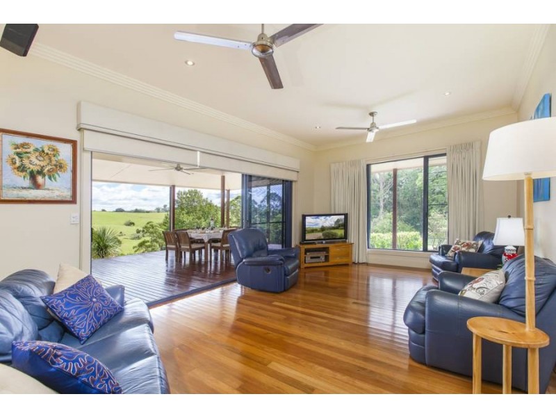 8 Moffitt Court, Maleny QLD 4552