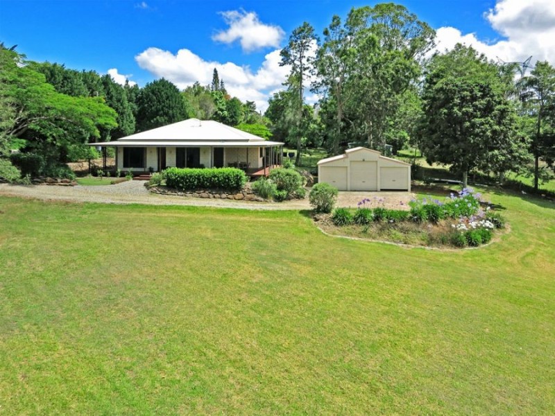 8 Moffitt Court, Maleny QLD 4552