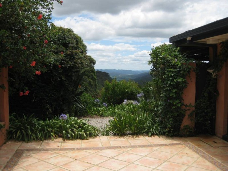 28 Manley Drive, Montville QLD 4560