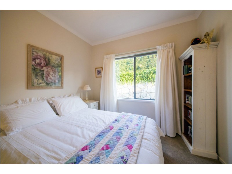 31 Lorikeet Lane, Maleny QLD 4552