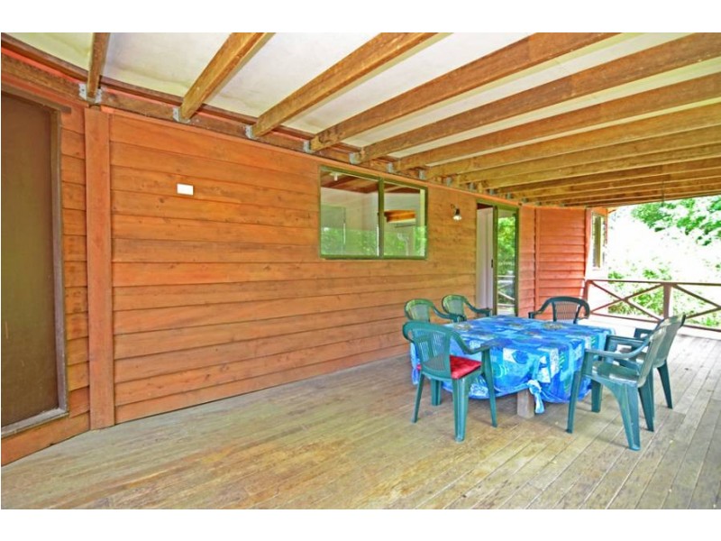 37 Gumland Drive, Maleny QLD 4552