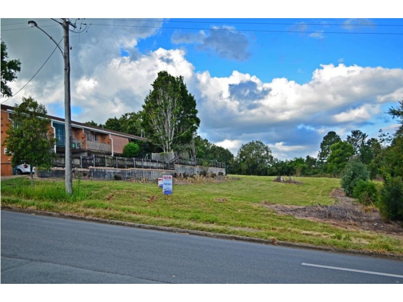 10 Teak Street, Maleny QLD 4552