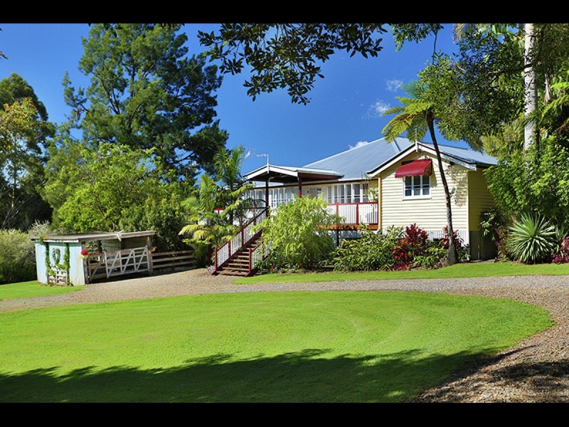 4 Witham Road, Maleny QLD 4552