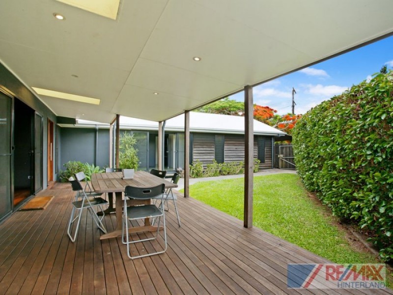 14 Tamarind Street, Maleny QLD 4552