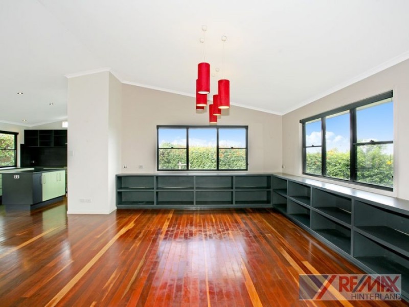 14 Tamarind Street, Maleny QLD 4552