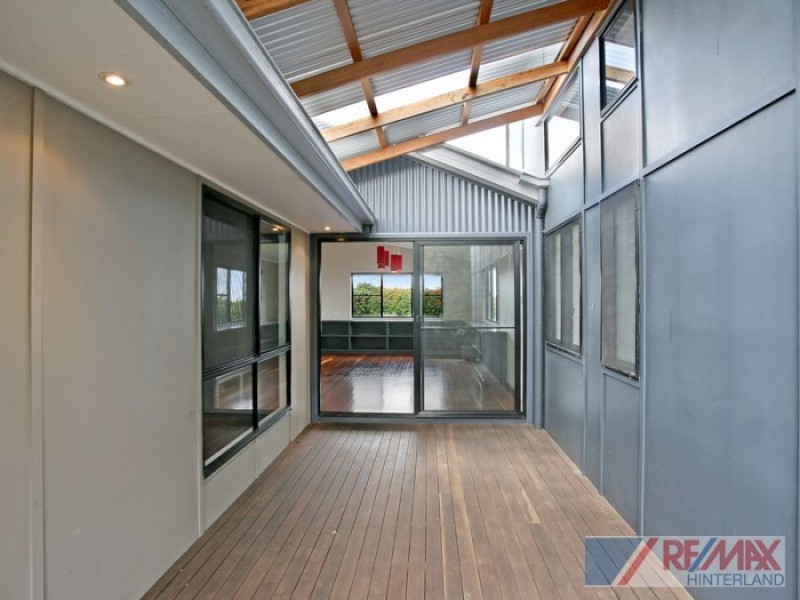 14 Tamarind Street, Maleny QLD 4552