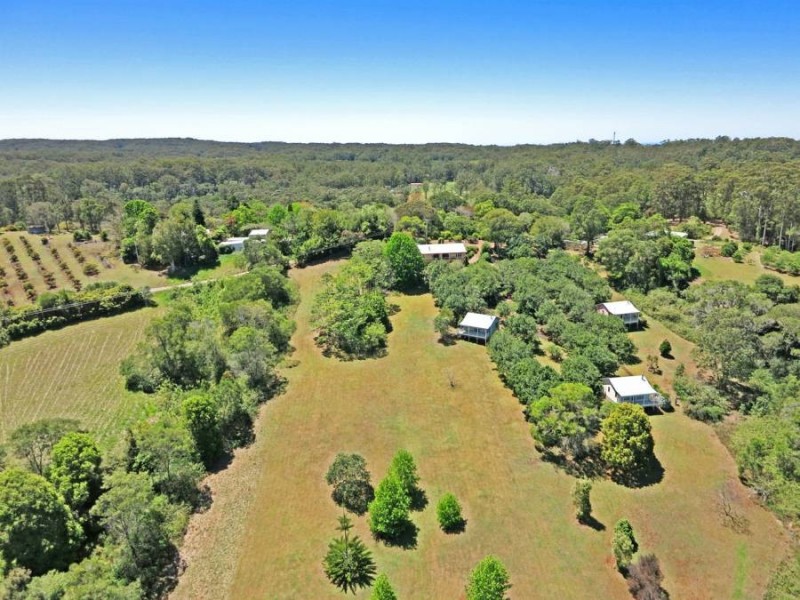64 Johnson Road, Mapleton QLD 4560