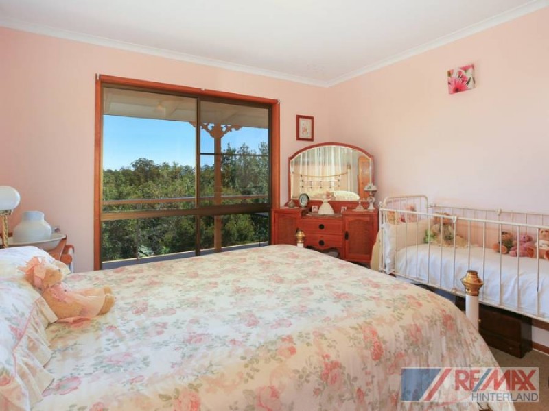 64 Johnson Road, Mapleton QLD 4560