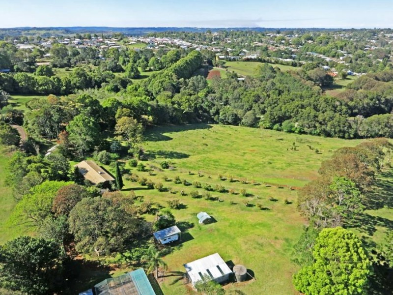 101 Dixon Avenue, Maleny QLD 4552