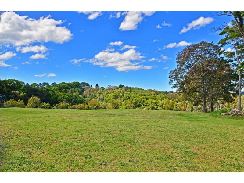 101 Dixon Avenue, Maleny QLD 4552