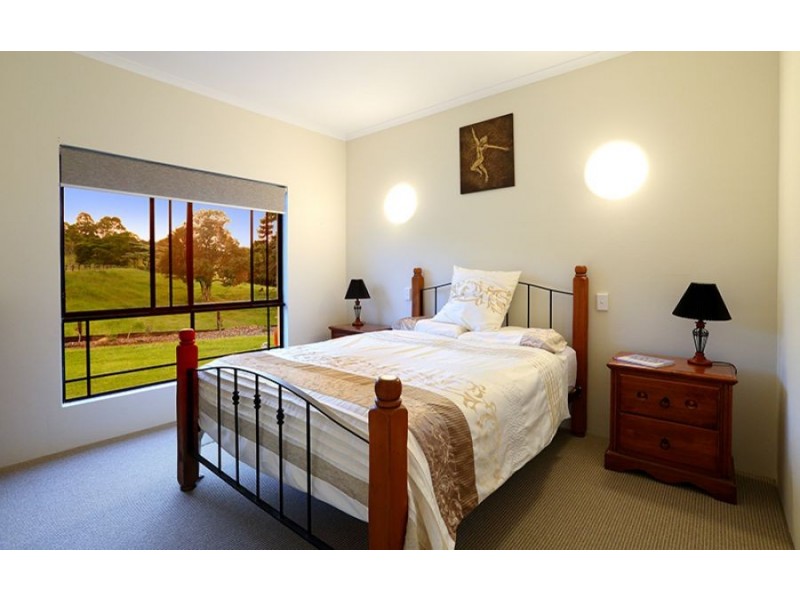 129 Murer Drive, Maleny QLD 4552