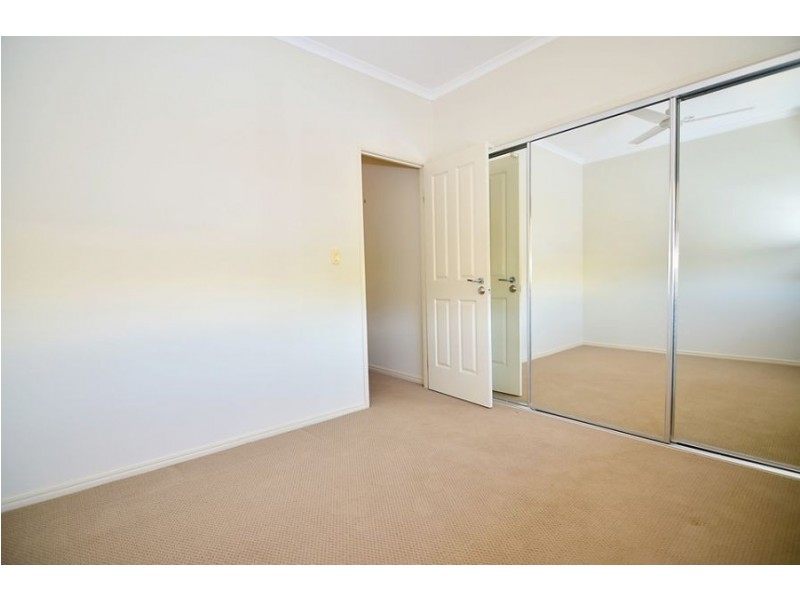 1/42 Hakea Ave, Maleny QLD 4552