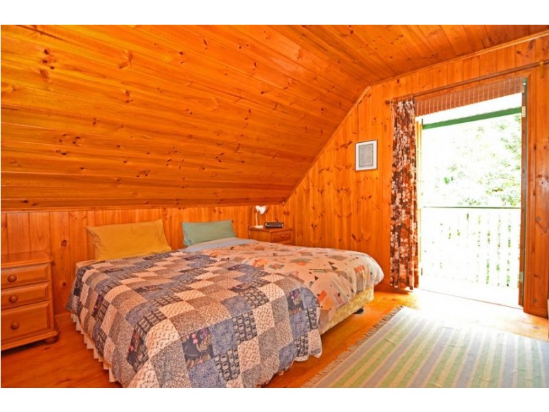 15 Hillfoot Lane, Montville QLD 4560