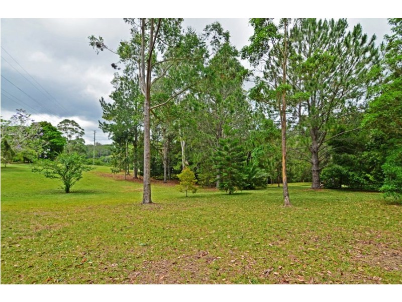 15 Hillfoot Lane, Montville QLD 4560