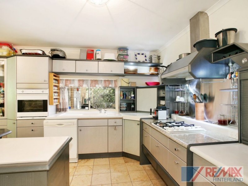 39 Ravensberg Drive, Maleny QLD 4552