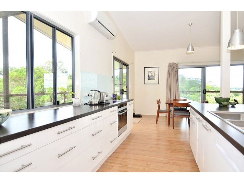 7 Sunnyside Court, Maleny QLD 4552