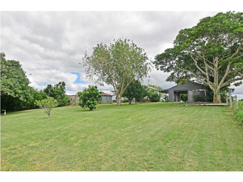 104 North Maleny Road, Maleny QLD 4552